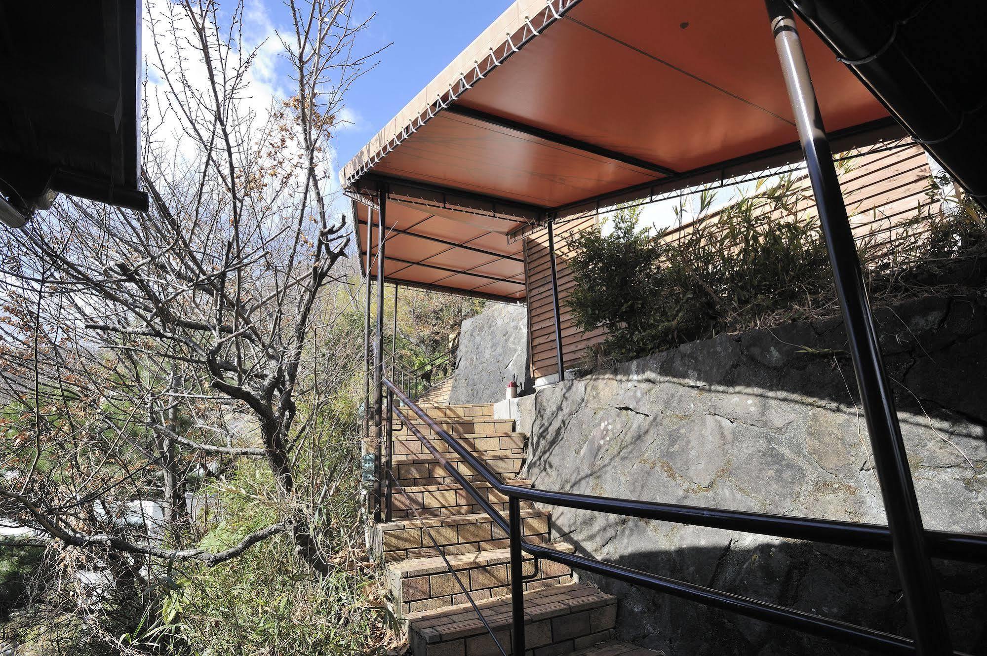 湯河原温泉 ホテル 眺望山荘 湯河原町 エクステリア 写真