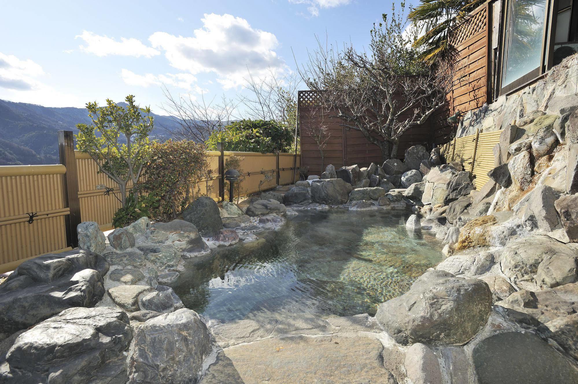 湯河原温泉 ホテル 眺望山荘 湯河原町 エクステリア 写真
